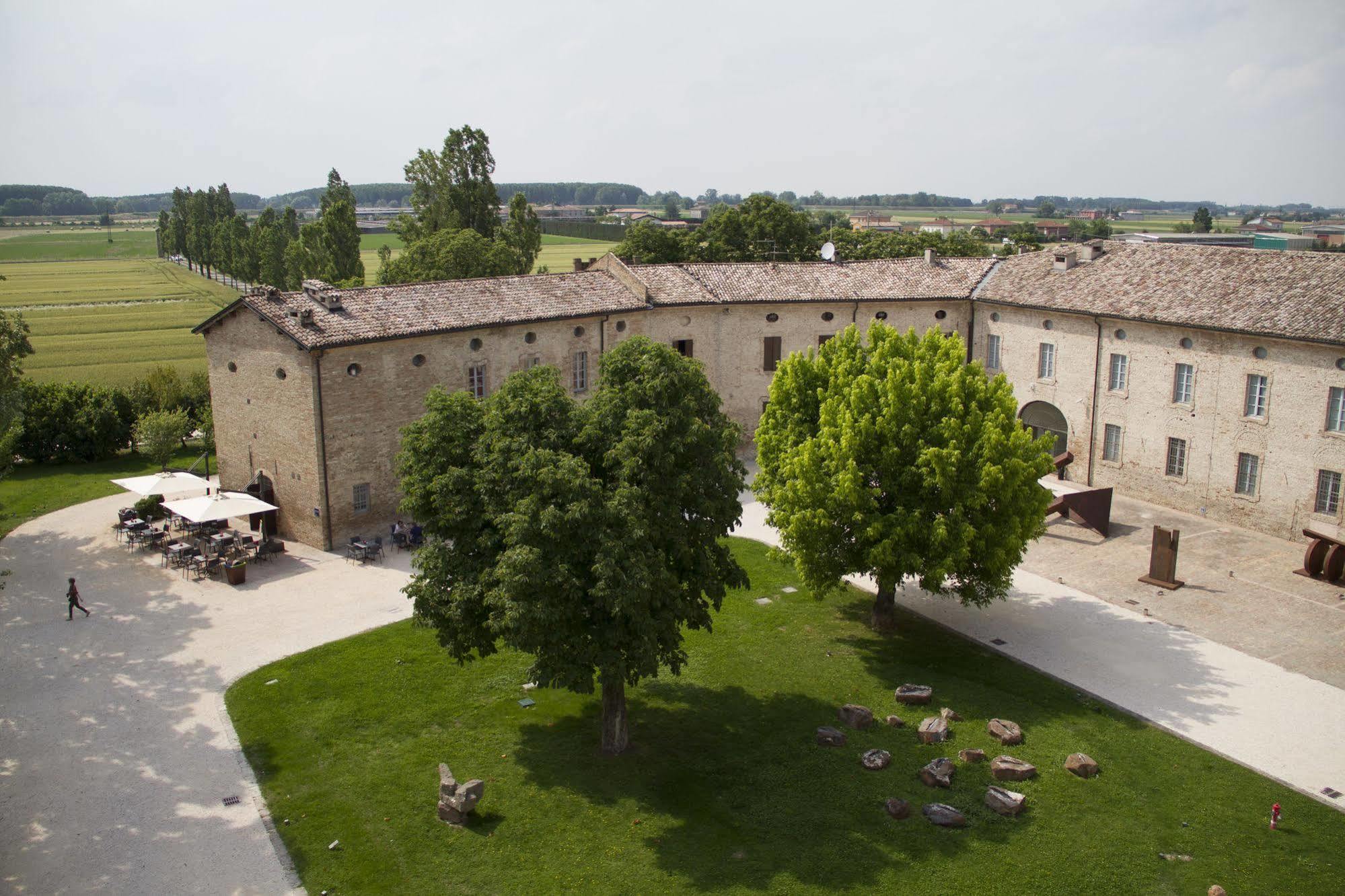 Locanda Abbazia Di Valserena - Csac Hotel Parma Luaran gambar