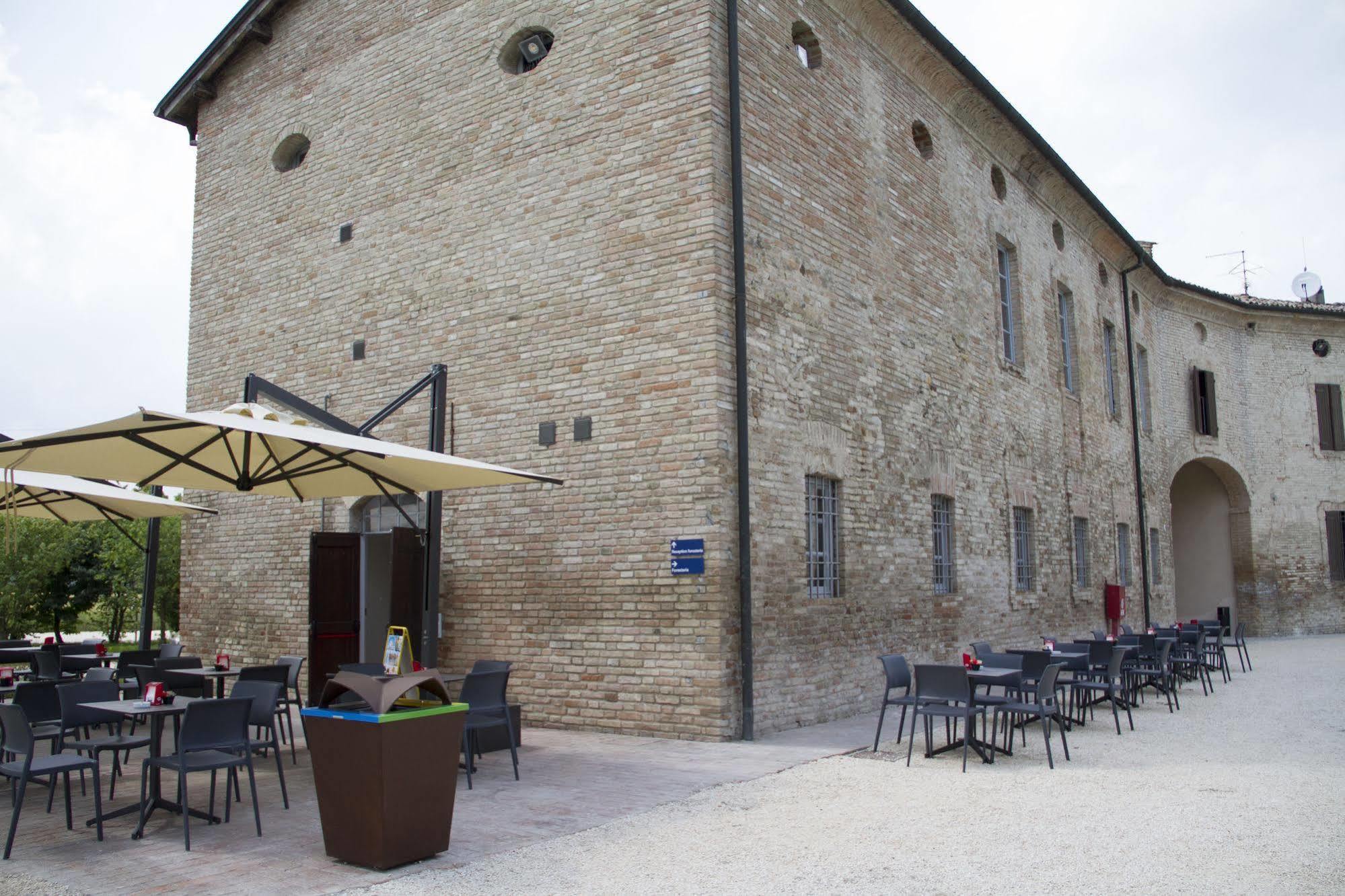 Locanda Abbazia Di Valserena - Csac Hotel Parma Luaran gambar